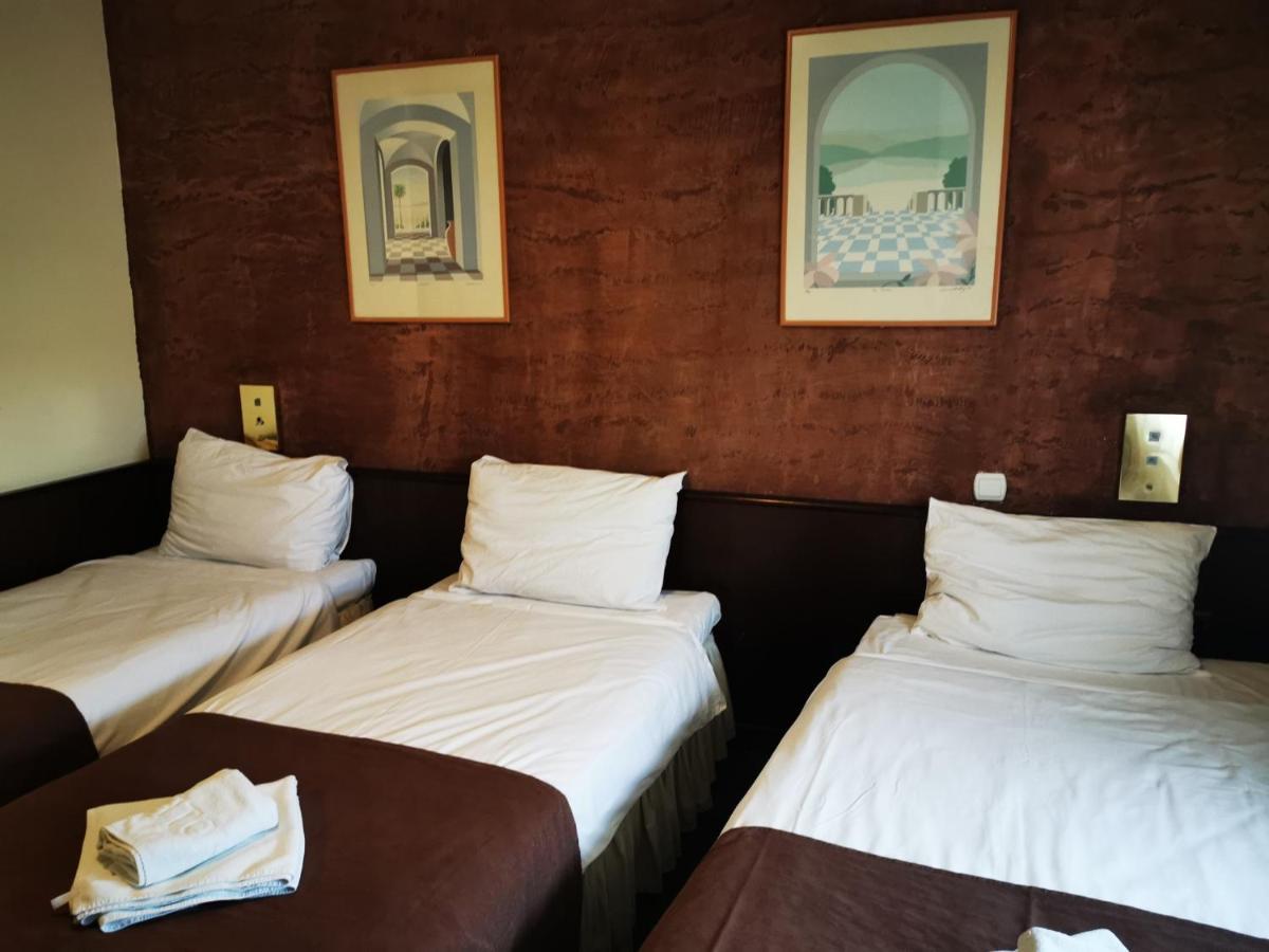 Garni Hotel Oasis Belgrade Exterior photo