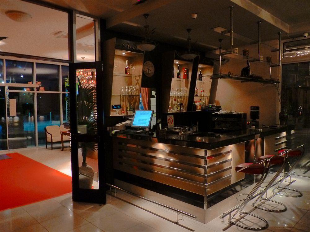 Garni Hotel Oasis Belgrade Exterior photo